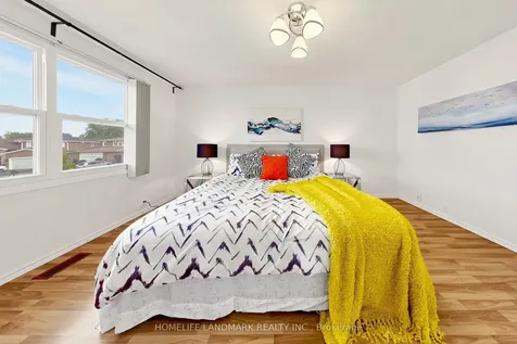 37 Treetops Court Toronto ON M1V 2B9