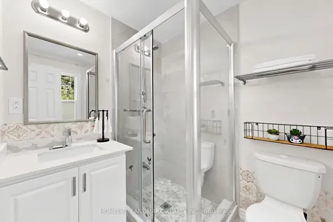 37 Treetops Court Toronto ON M1V 2B9