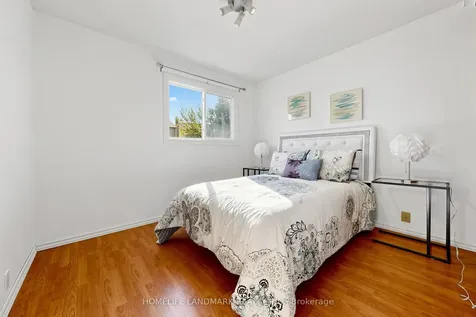 37 Treetops Court Toronto ON M1V 2B9