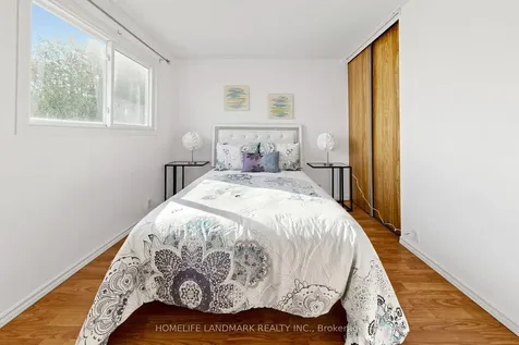 37 Treetops Court Toronto ON M1V 2B9