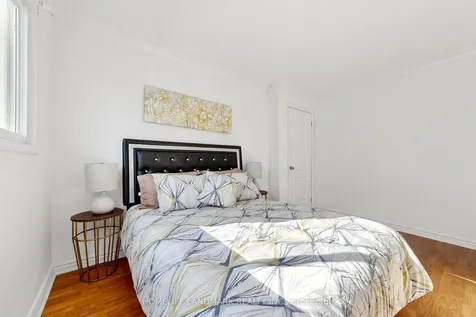 37 Treetops Court Toronto ON M1V 2B9