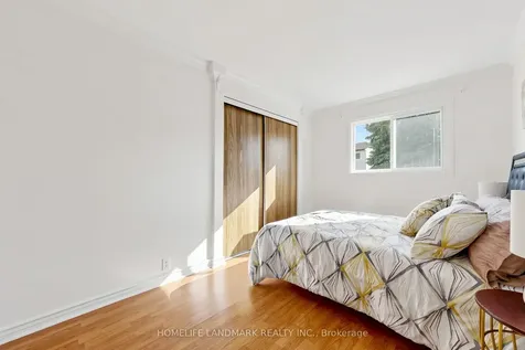 37 Treetops Court Toronto ON M1V 2B9