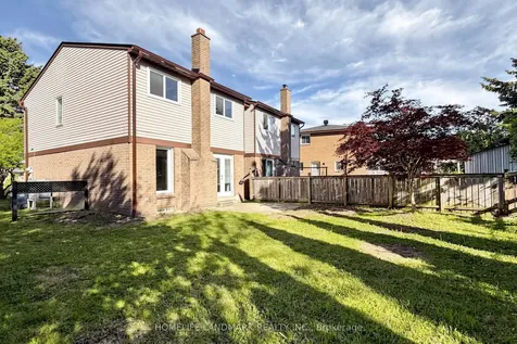 37 Treetops Court Toronto ON M1V 2B9