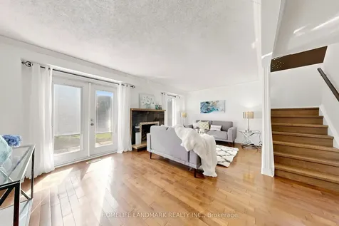 37 Treetops Court Toronto ON M1V 2B9