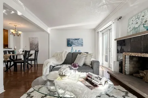 37 Treetops Court Toronto ON M1V 2B9