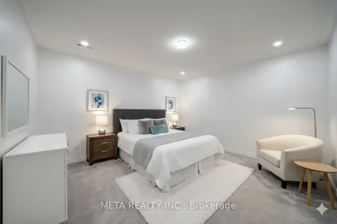1073 Lockie Drive Oshawa ON L1L 0R9