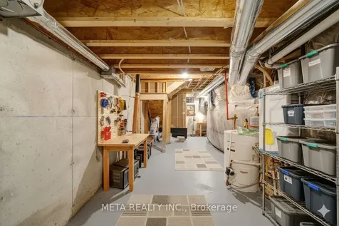 1073 Lockie Drive Oshawa ON L1L 0R9