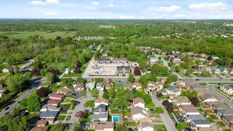1357 Belair Crescent Oshawa ON L1K 1H2