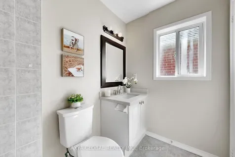74 Mcsweeney Crescent Ajax ON L1T 4G2