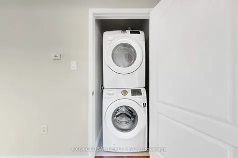 74 Mcsweeney Crescent Ajax ON L1T 4G2