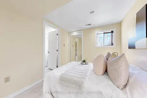 74 Mcsweeney Crescent Ajax ON L1T 4G2