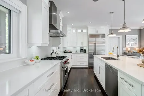 32 Mikelen Drive Scugog ON L9L 1V1