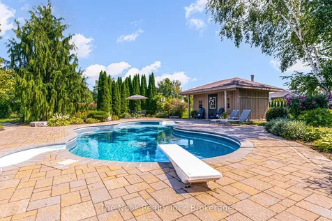 32 Mikelen Drive Scugog ON L9L 1V1