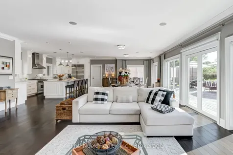 32 Mikelen Drive Scugog ON L9L 1V1