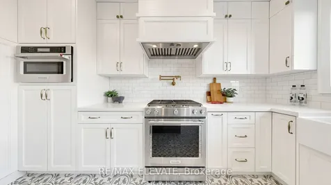 19 Weatherby Avenue Ajax ON L1Z 1R7