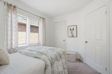 1910 Calvington Drive Pickering ON L1V 0B3