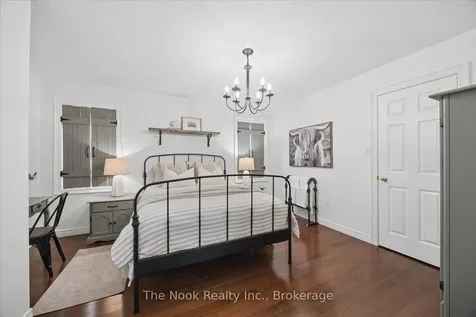 1573 Arborwood Drive Oshawa ON L1K 2Y2