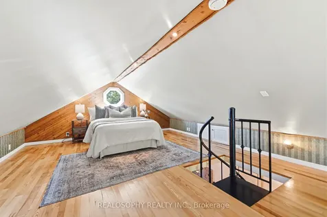 10 Medford Avenue Toronto ON M1L 4G2