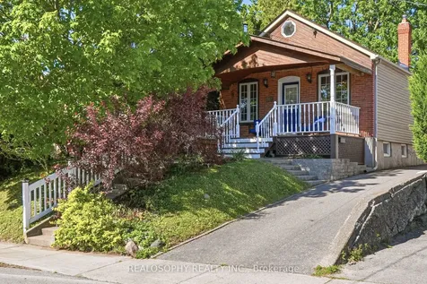 10 Medford Avenue Toronto ON M1L 4G2
