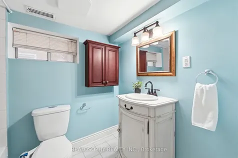 10 Medford Avenue Toronto ON M1L 4G2