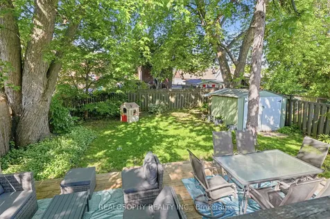 10 Medford Avenue Toronto ON M1L 4G2