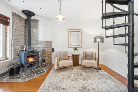 10 Medford Avenue Toronto ON M1L 4G2