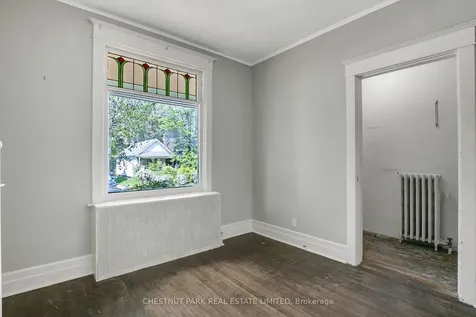 39 Devon Road Toronto ON M4E 2J7