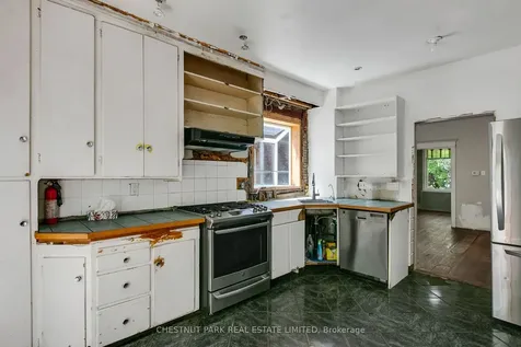 39 Devon Road Toronto ON M4E 2J7
