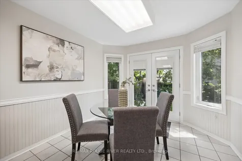 33 Shore Avenue Whitby ON L1R 2L7