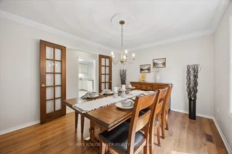 33 Shore Avenue Whitby ON L1R 2L7