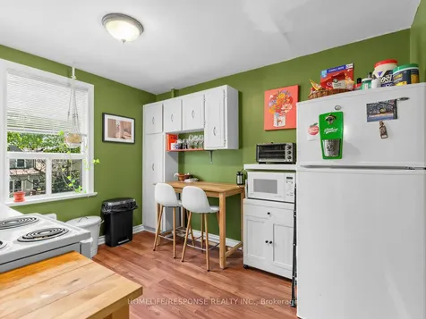 127 Lee Avenue Toronto ON M4E 2P2