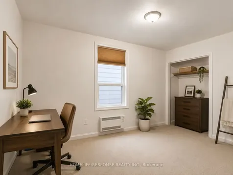 127 Lee Avenue Toronto ON M4E 2P2