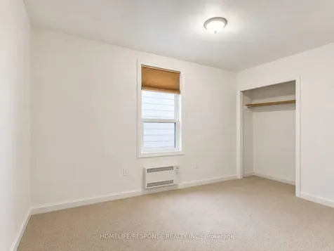 127 Lee Avenue Toronto ON M4E 2P2