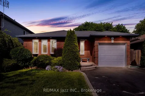 82 Mcmann Crescent Clarington ON L1E 2W9