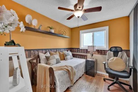82 Mcmann Crescent Clarington ON L1E 2W9