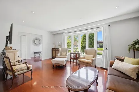 115 Clover Ridge Drive E Ajax ON L1S 1H1