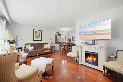 115 Clover Ridge Drive E Ajax ON L1S 1H1