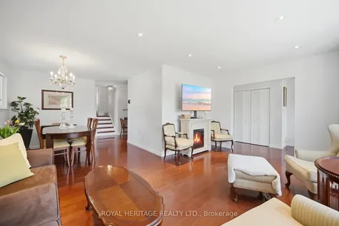115 Clover Ridge Drive E Ajax ON L1S 1H1