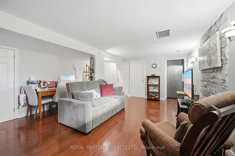 115 Clover Ridge Drive E Ajax ON L1S 1H1