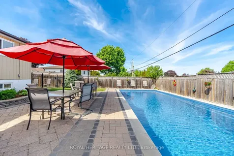 115 Clover Ridge Drive E Ajax ON L1S 1H1