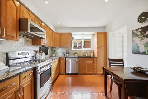 115 Clover Ridge Drive E Ajax ON L1S 1H1