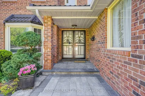 21 Calthorpe Avenue Toronto ON M1C 3S3