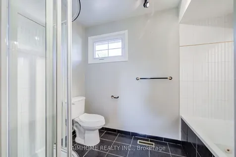 21 Calthorpe Avenue Toronto ON M1C 3S3