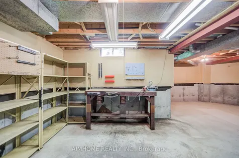 21 Calthorpe Avenue Toronto ON M1C 3S3