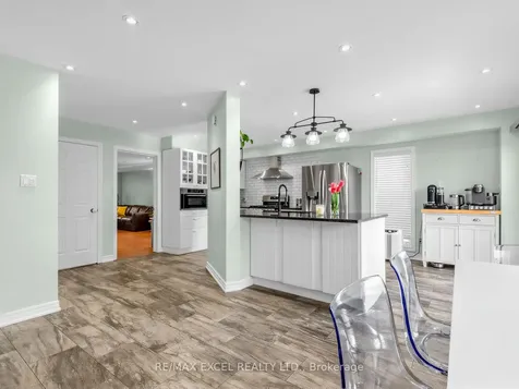 764 Craighurst Court Pickering ON L1X 2W9