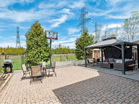 764 Craighurst Court Pickering ON L1X 2W9