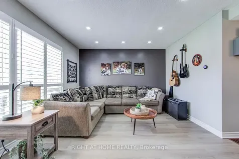 1153 Southdale Avenue N Oshawa ON L1H 7Y9