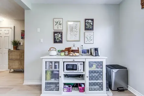 1153 Southdale Avenue N Oshawa ON L1H 7Y9
