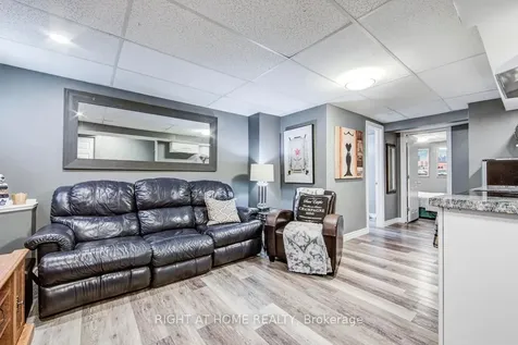 1153 Southdale Avenue N Oshawa ON L1H 7Y9