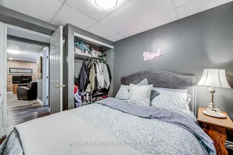 1153 Southdale Avenue N Oshawa ON L1H 7Y9